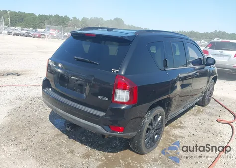2014 Jeep Compass Altitude z USA, uszkodzony, nr VIN 1C4NJCBA3ED732293